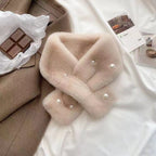 VelvetPearl™ Premium-Schal aus Kunstpelz mit gekreuztem Halsausschnitt